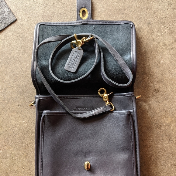 Vintage Coach Station Bag №5130 in Black - Picture 2 of 4